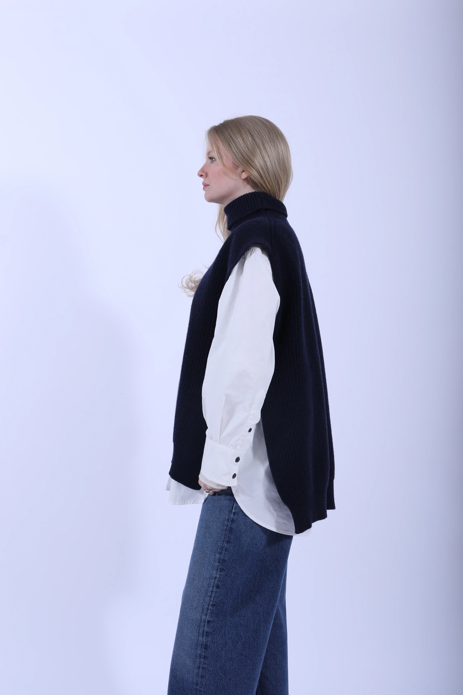 Meri Roll Neck Tabard Notte