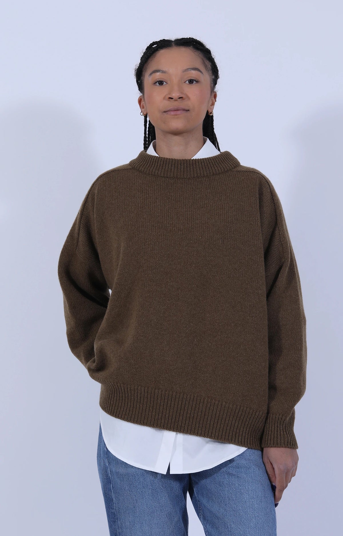 Meri Saddle Crew Jumper Corteccia