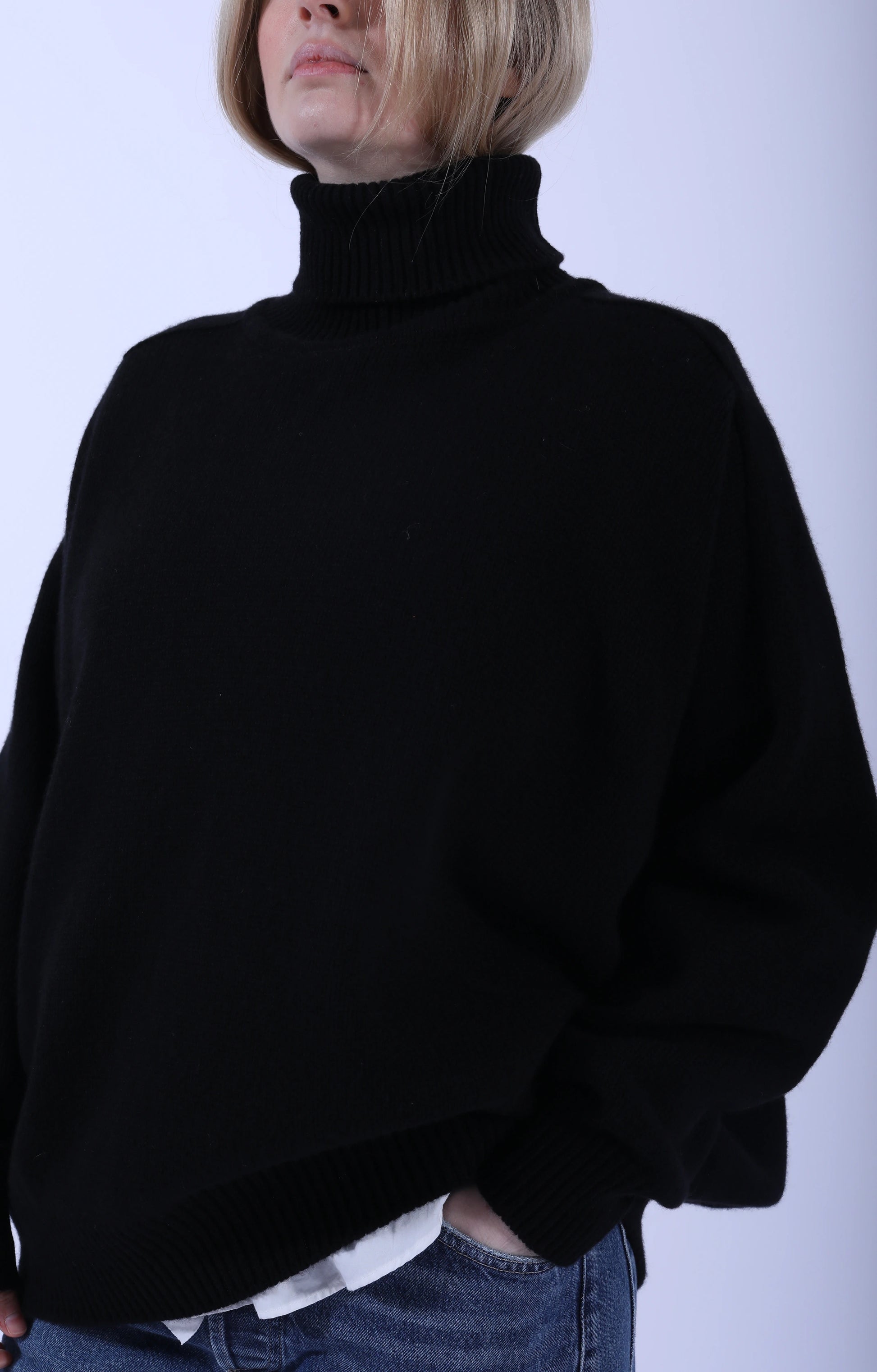 Meri Saddle Jumper Nero