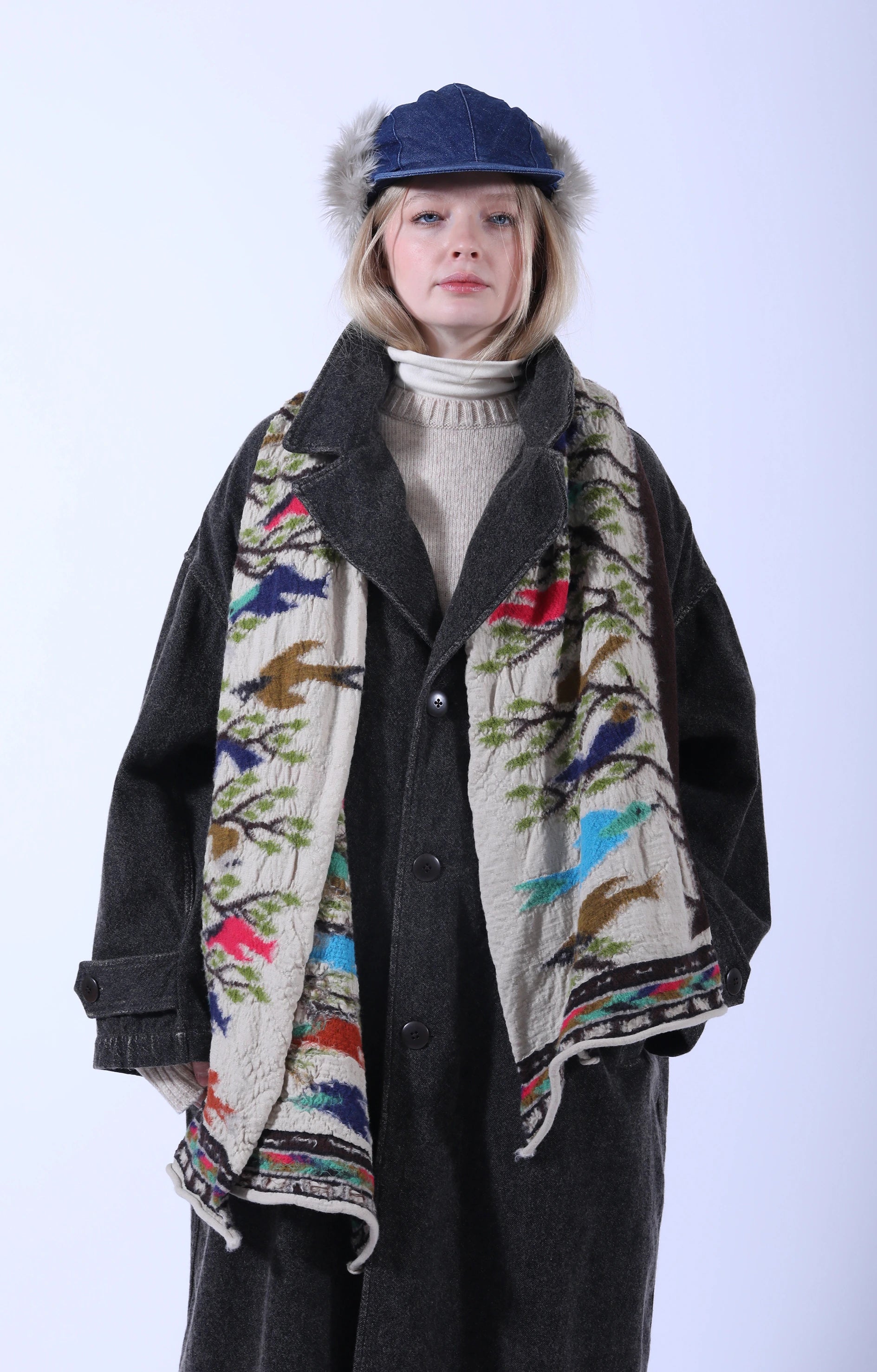 Fulling Wool Scarf BIRD TREE Beige