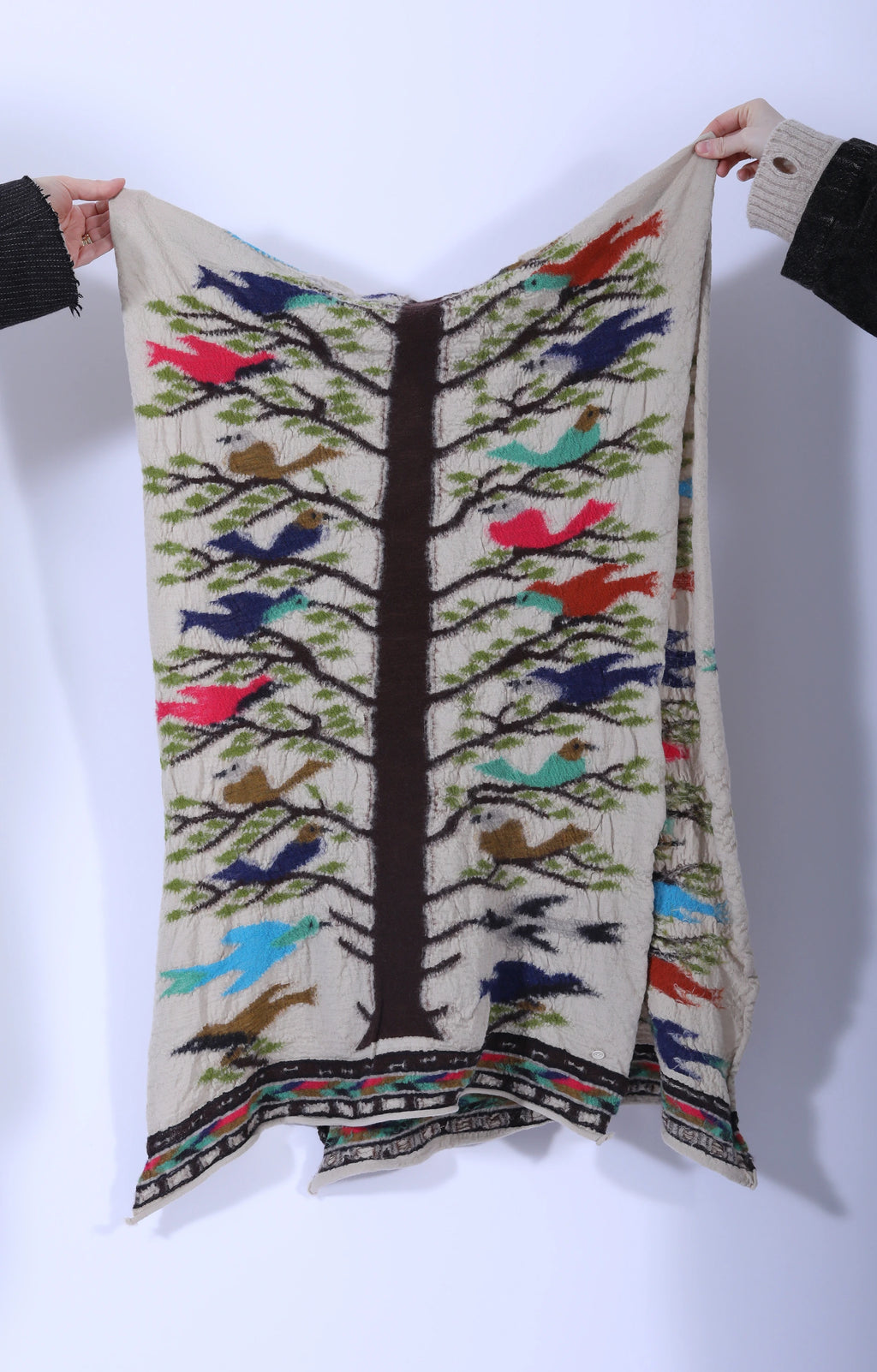 Fulling Wool Scarf BIRD TREE Beige