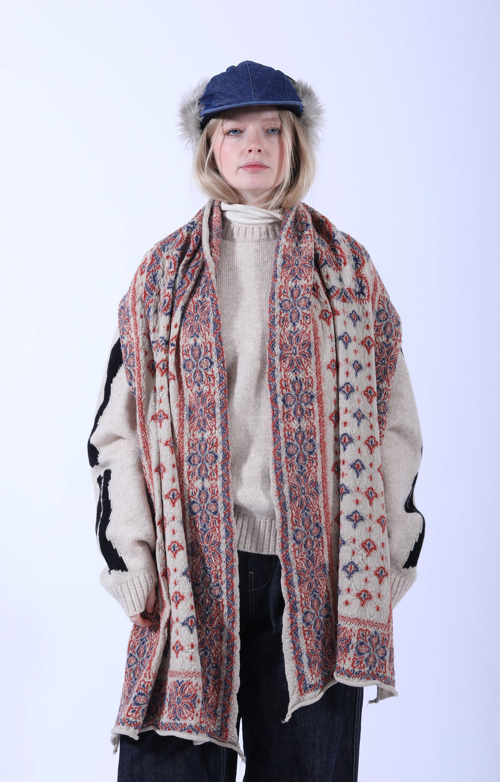 Fulling Wool Scarf BIG MAMA BANDANA Ecru