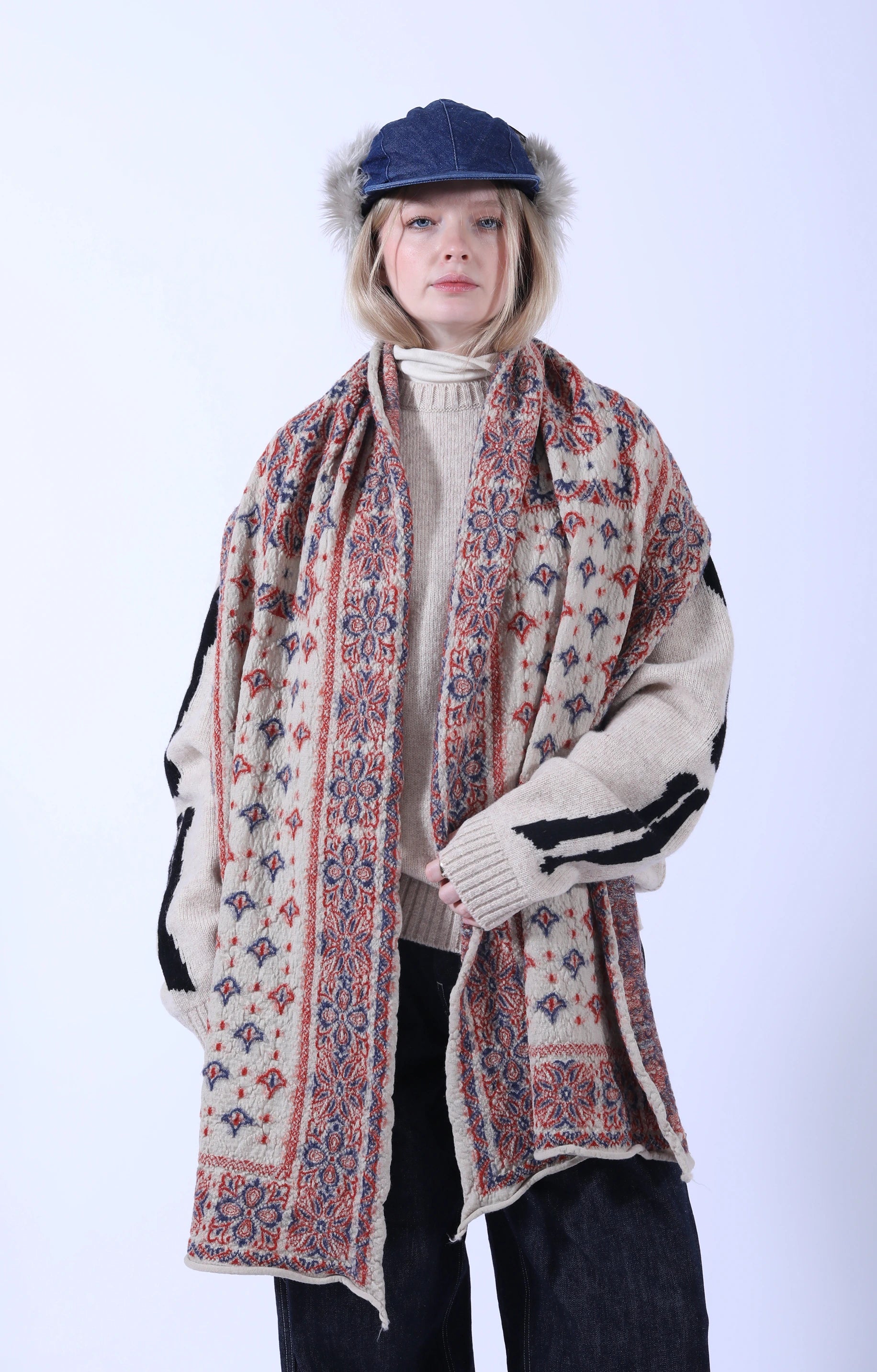 Fulling Wool Scarf BIG MAMA BANDANA Ecru