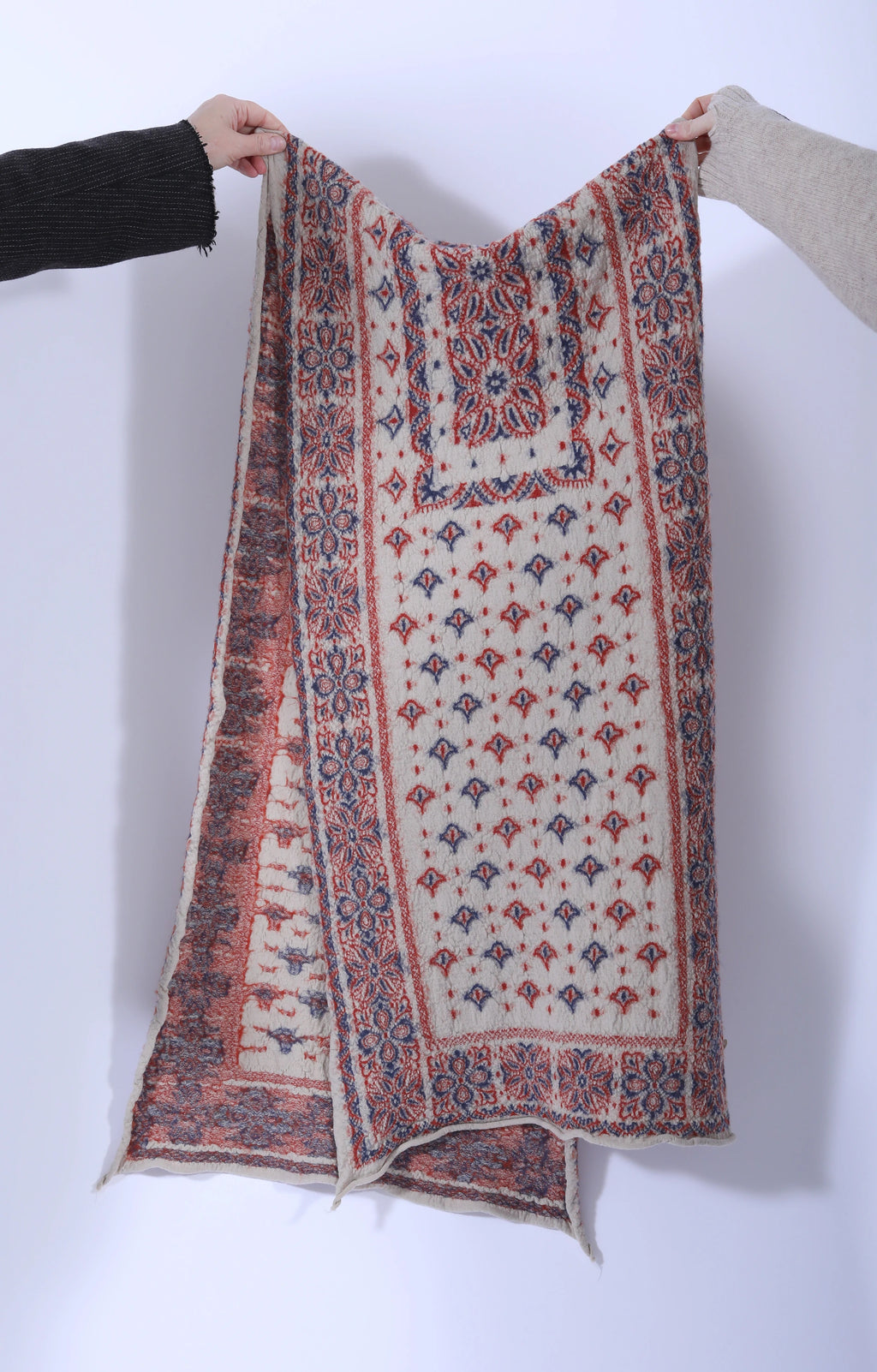 Fulling Wool Scarf BIG MAMA BANDANA Ecru