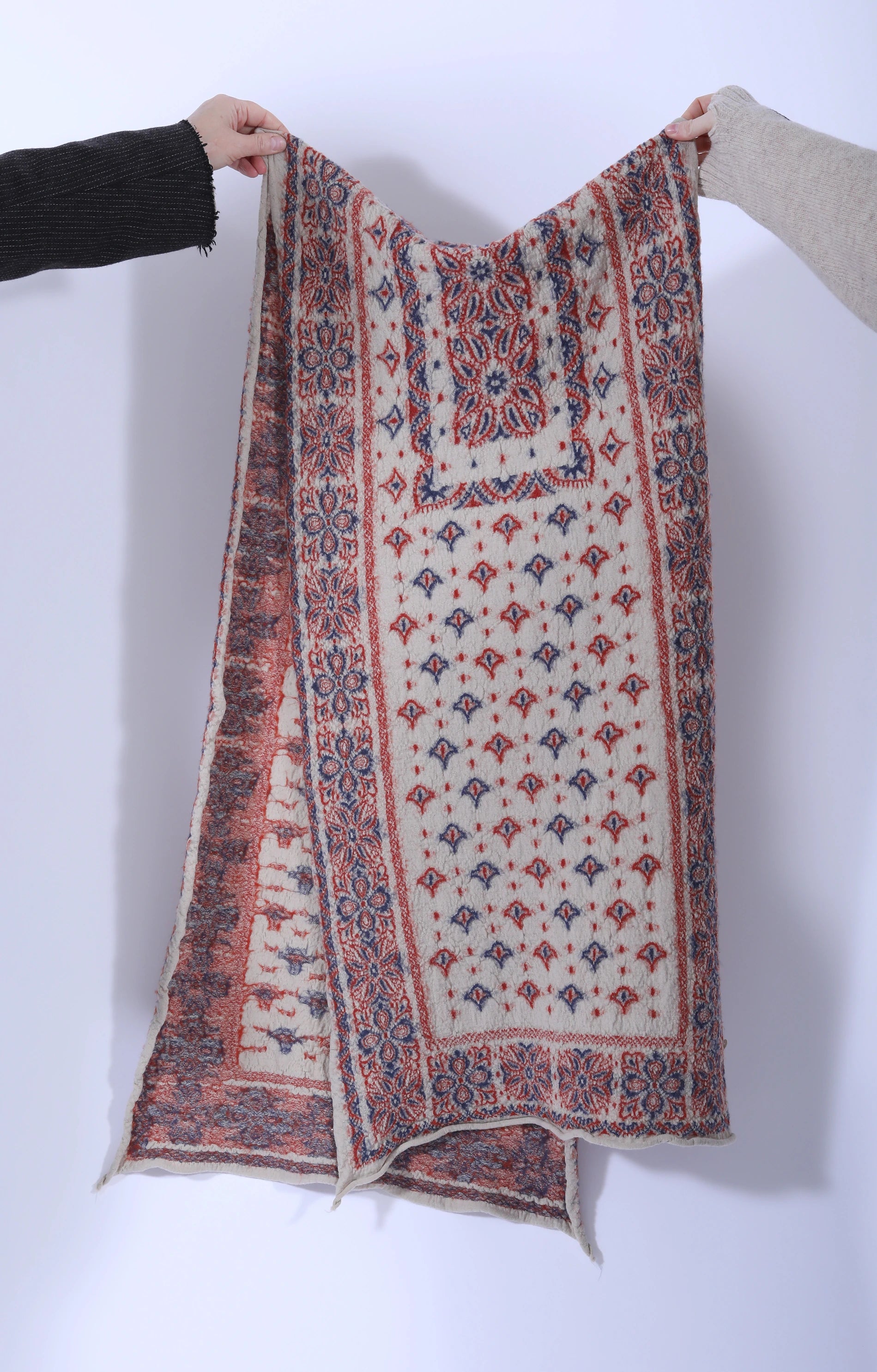 Fulling Wool Scarf BIG MAMA BANDANA Ecru