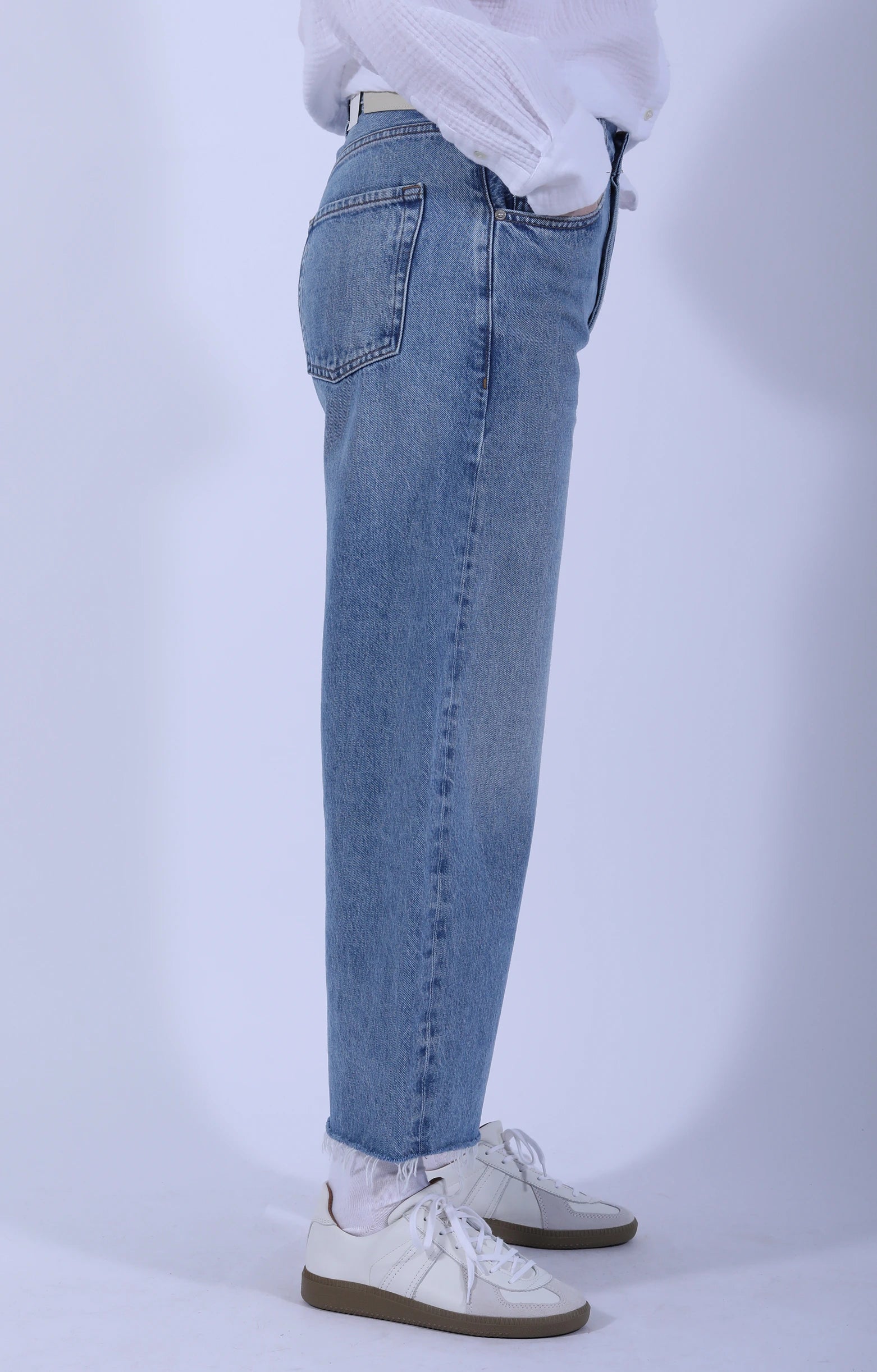 Ayla Raw Hem Crop Honour