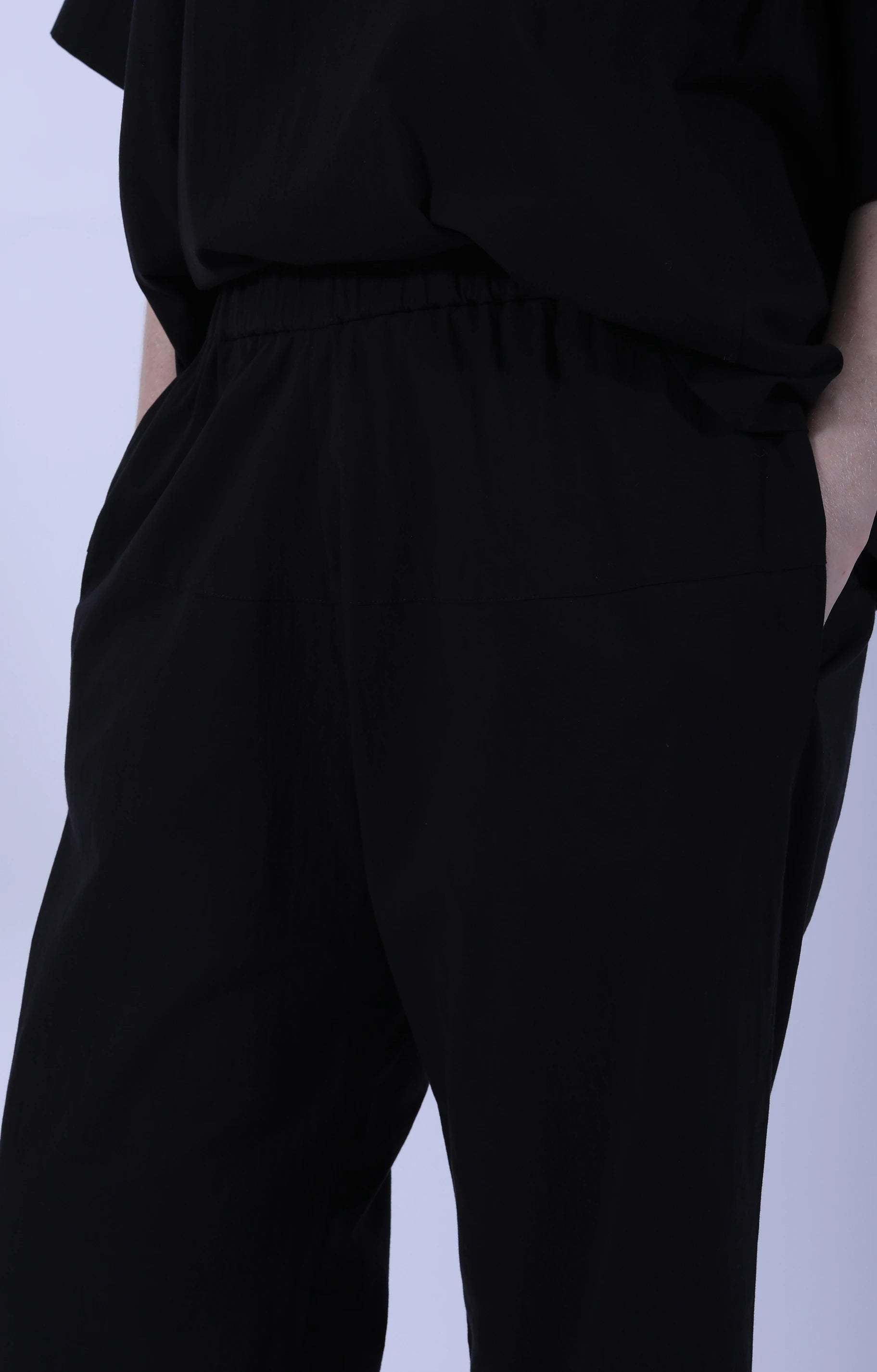 Black Back Pockets Pant