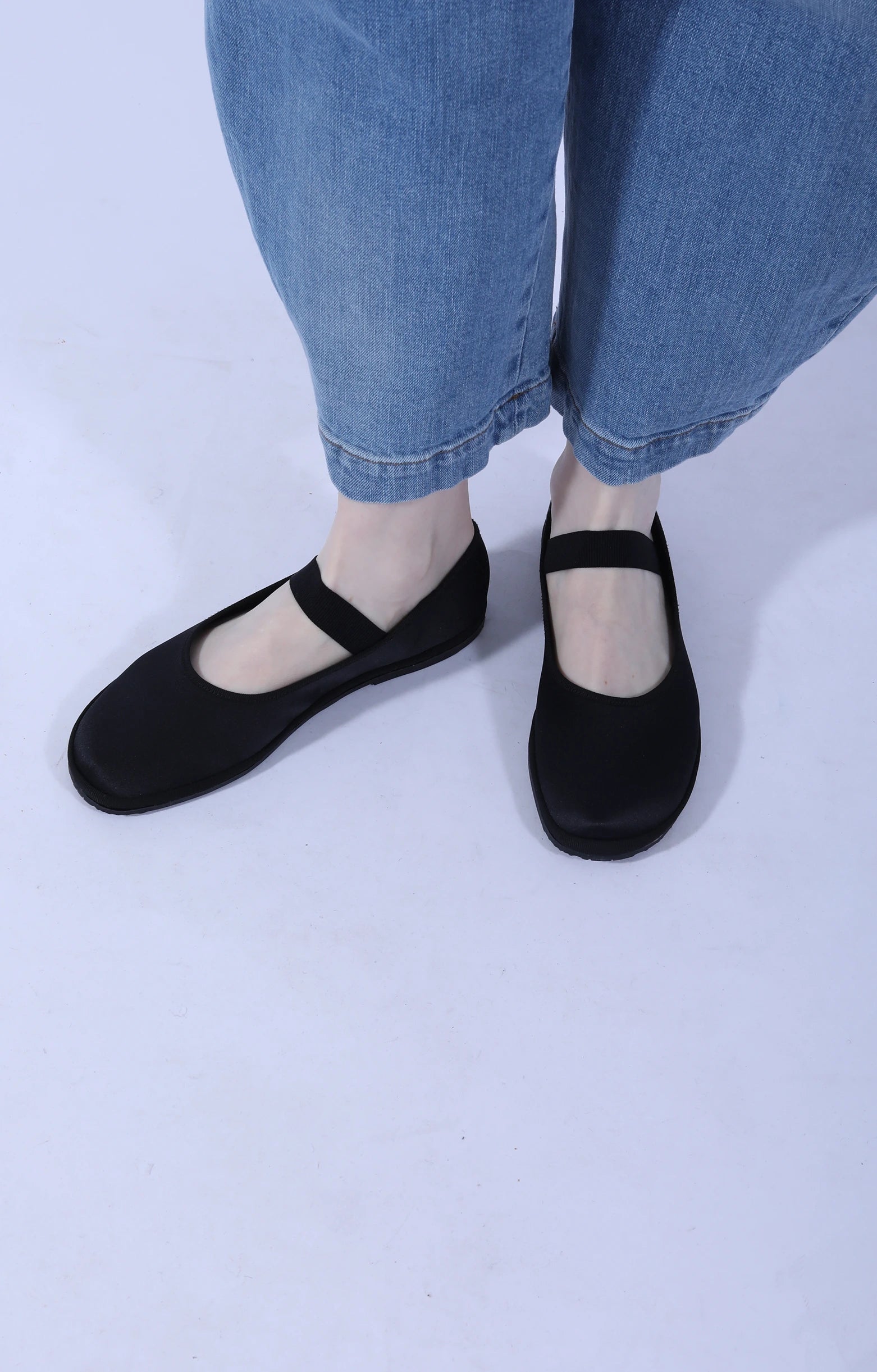 Ballet Round Satin Ness Black