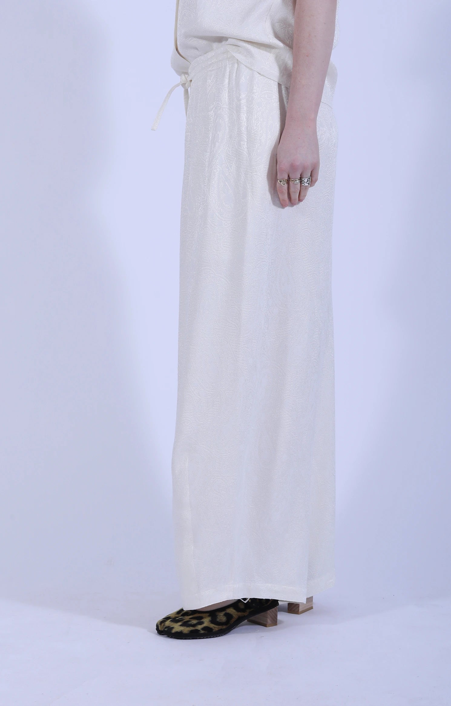 H.D. Pant Paisley Jacq. Off White