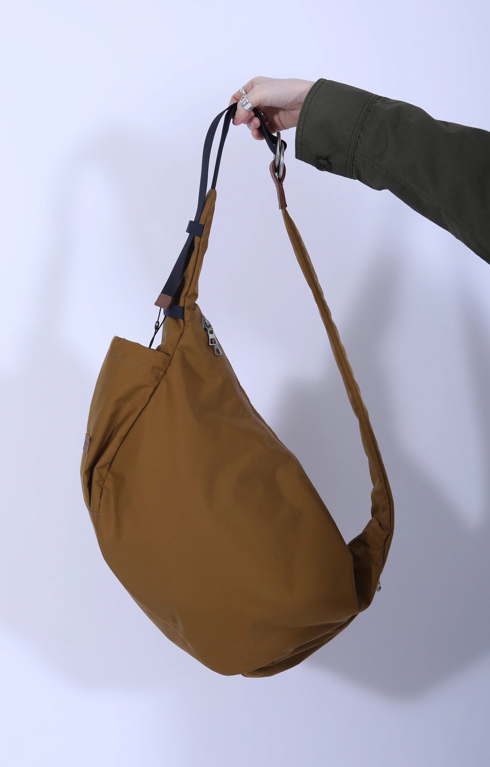 Ark Shoulder Bag Camel