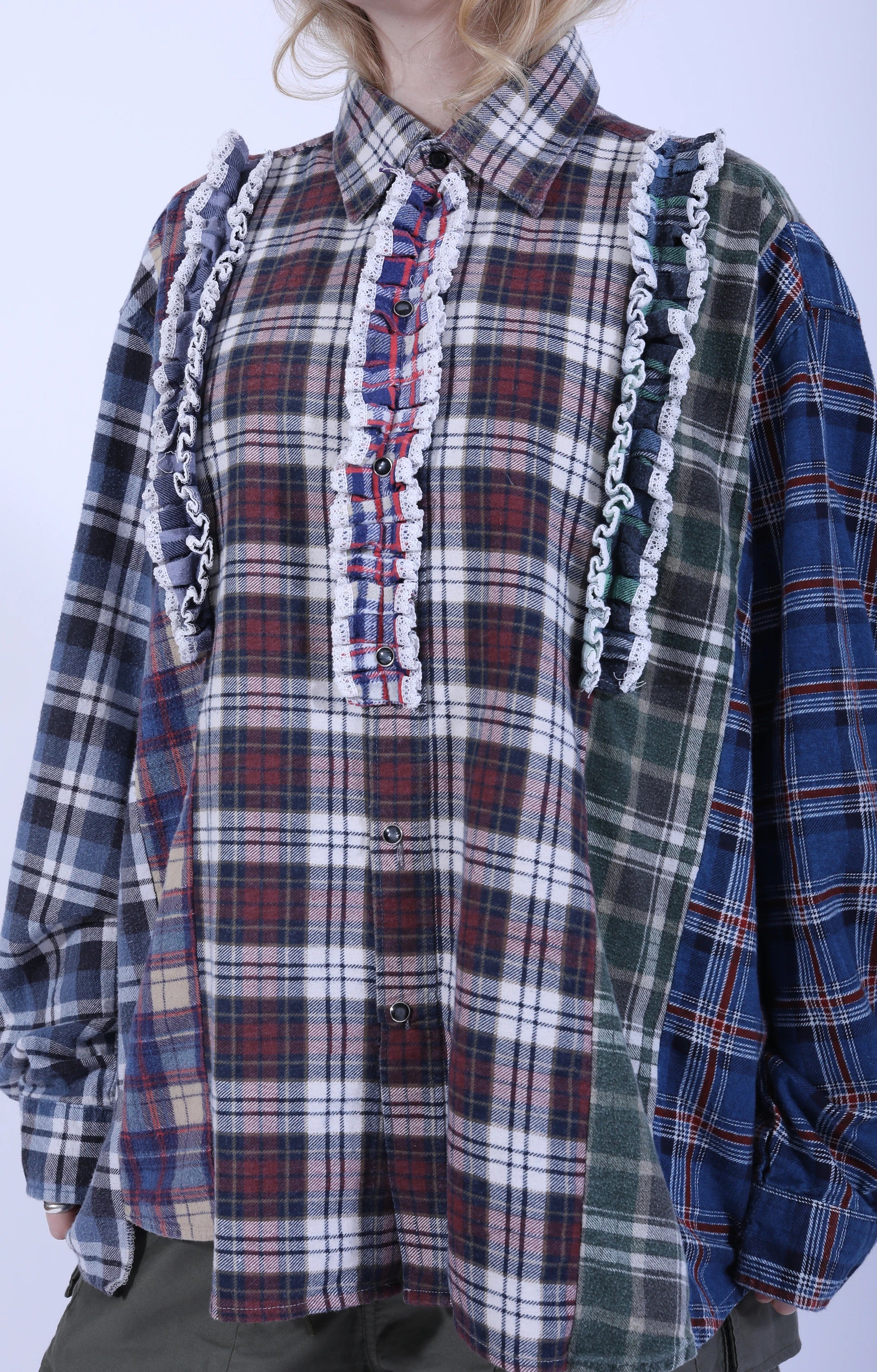 Rebuild Flannel Shirt 5 Cuts Frill 2