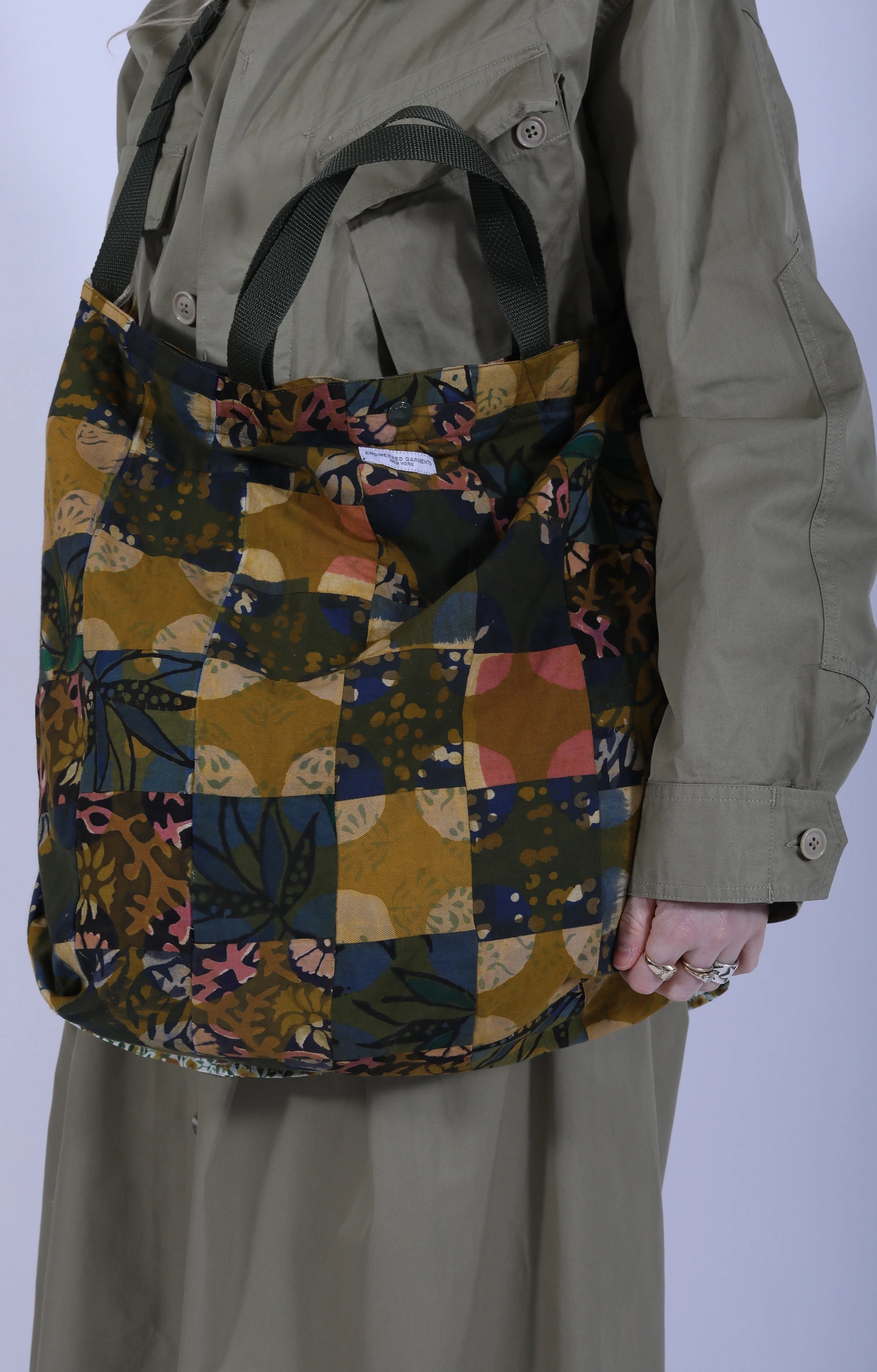 Carry All Tote Multi Patch Olive