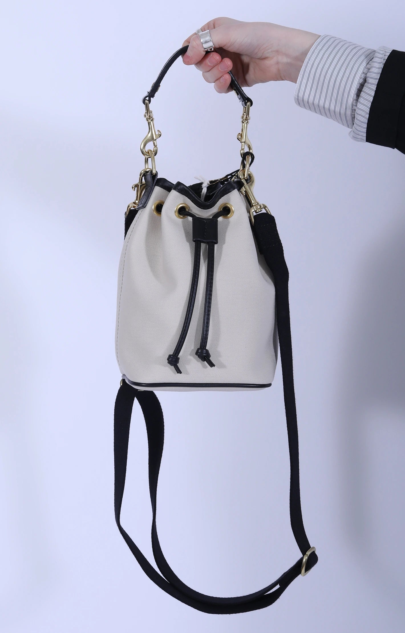 Keer Dove Grey/Black