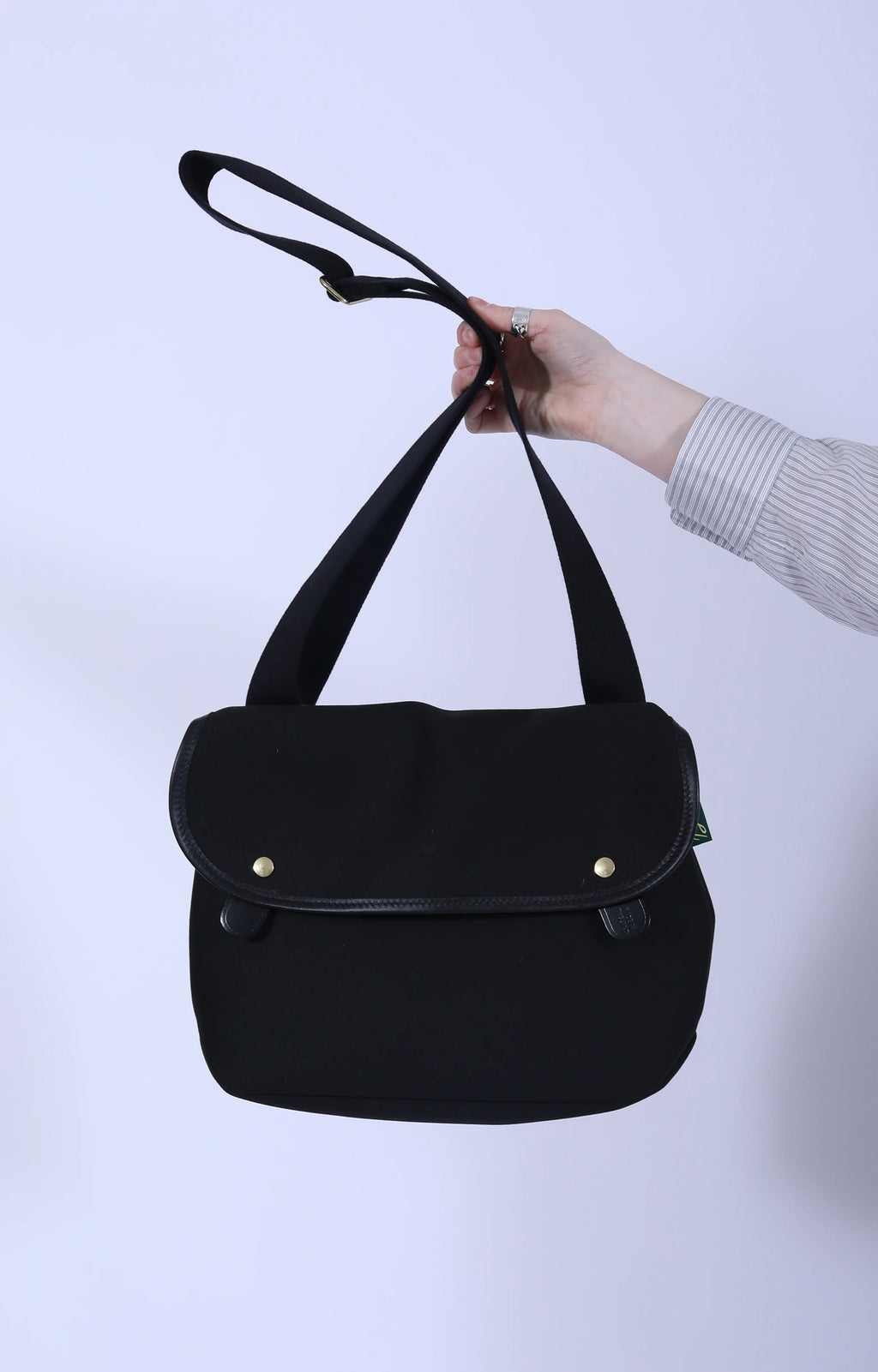 Avon New Bag Black