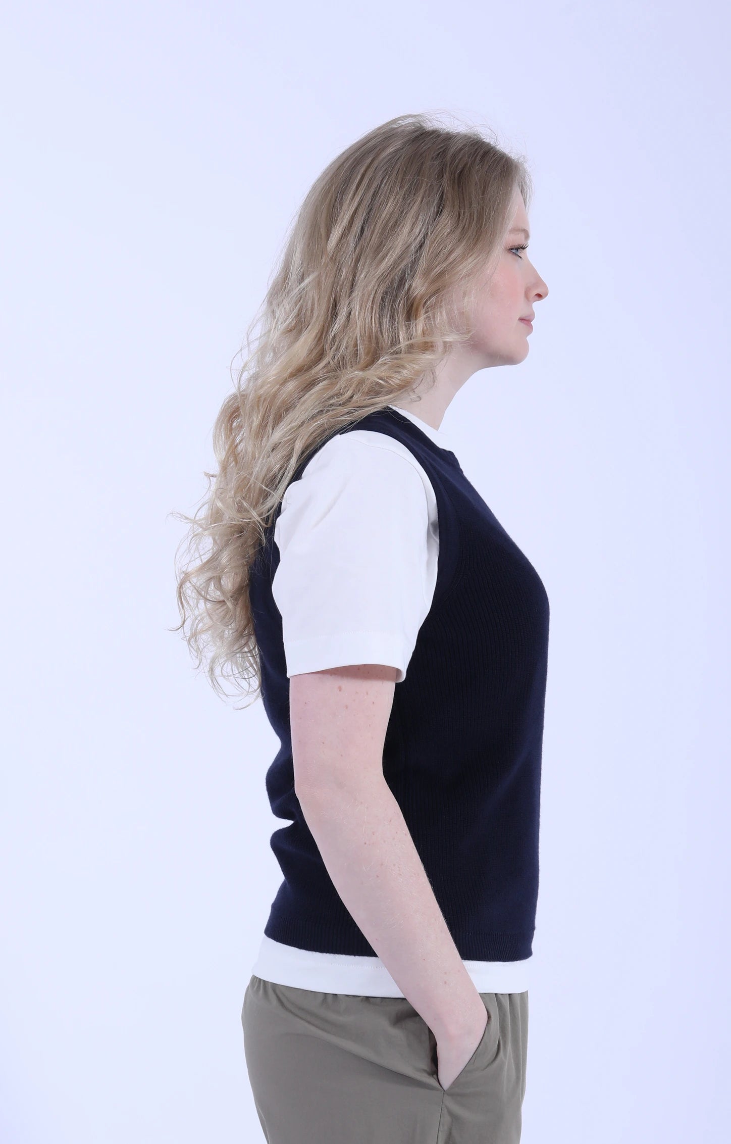 Esha Vest Navy