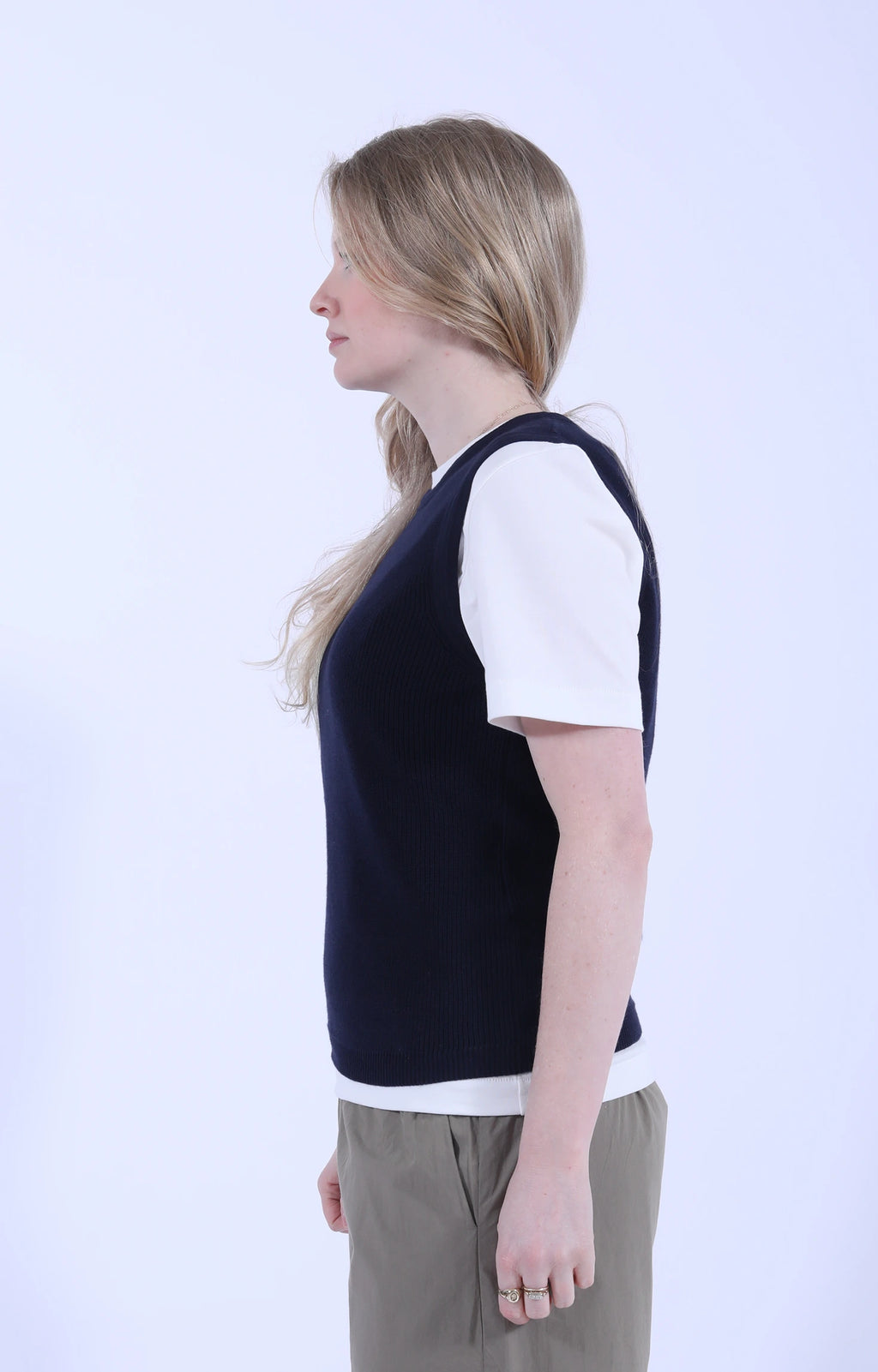 Esha Vest Navy