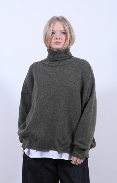 Meri Saddle Jumper Borneo