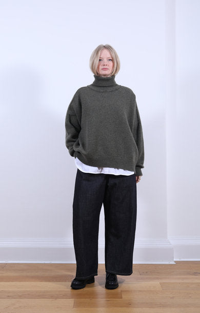 Meri Saddle Jumper Borneo
