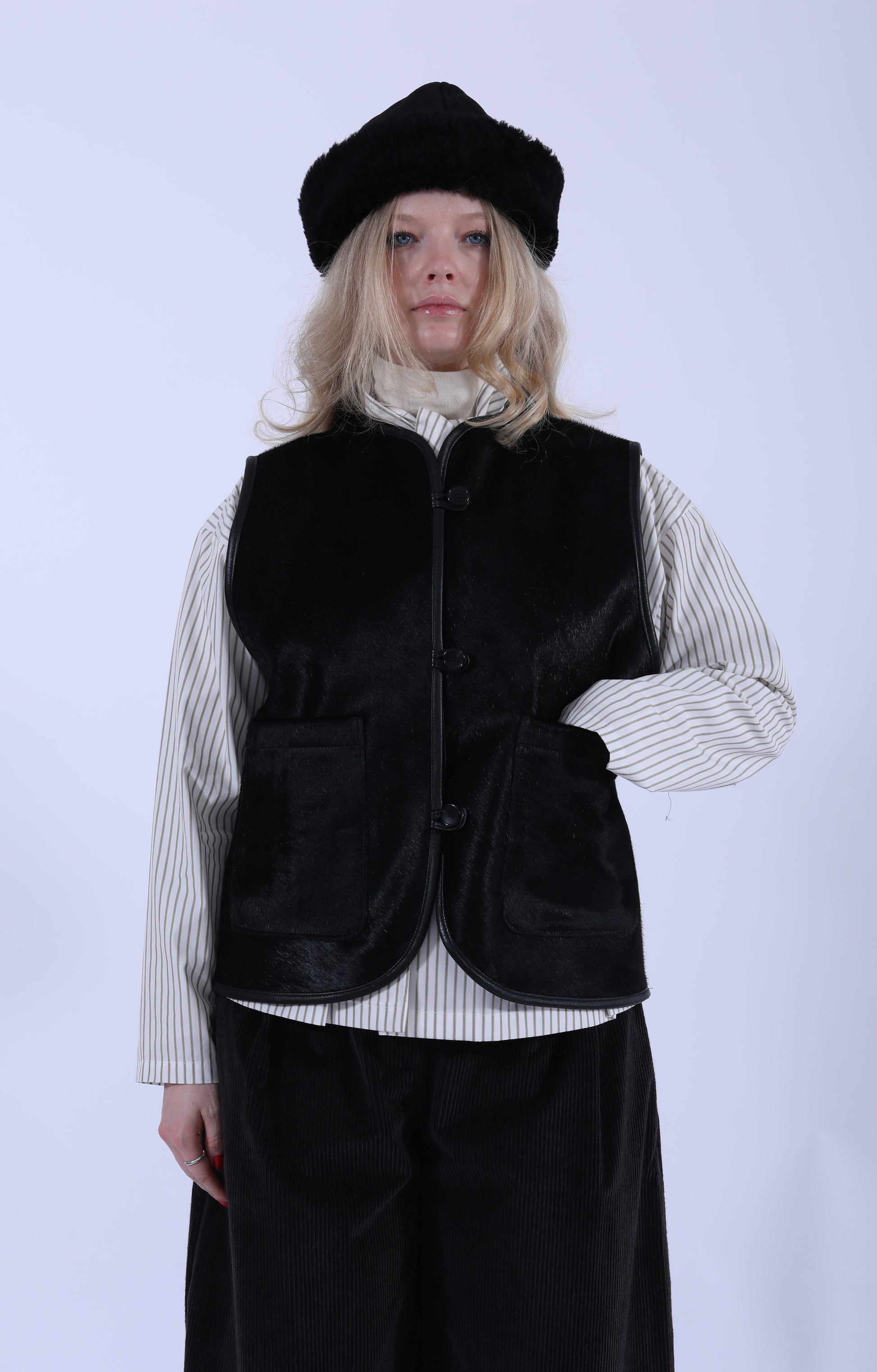 Ella Vest Hair Black