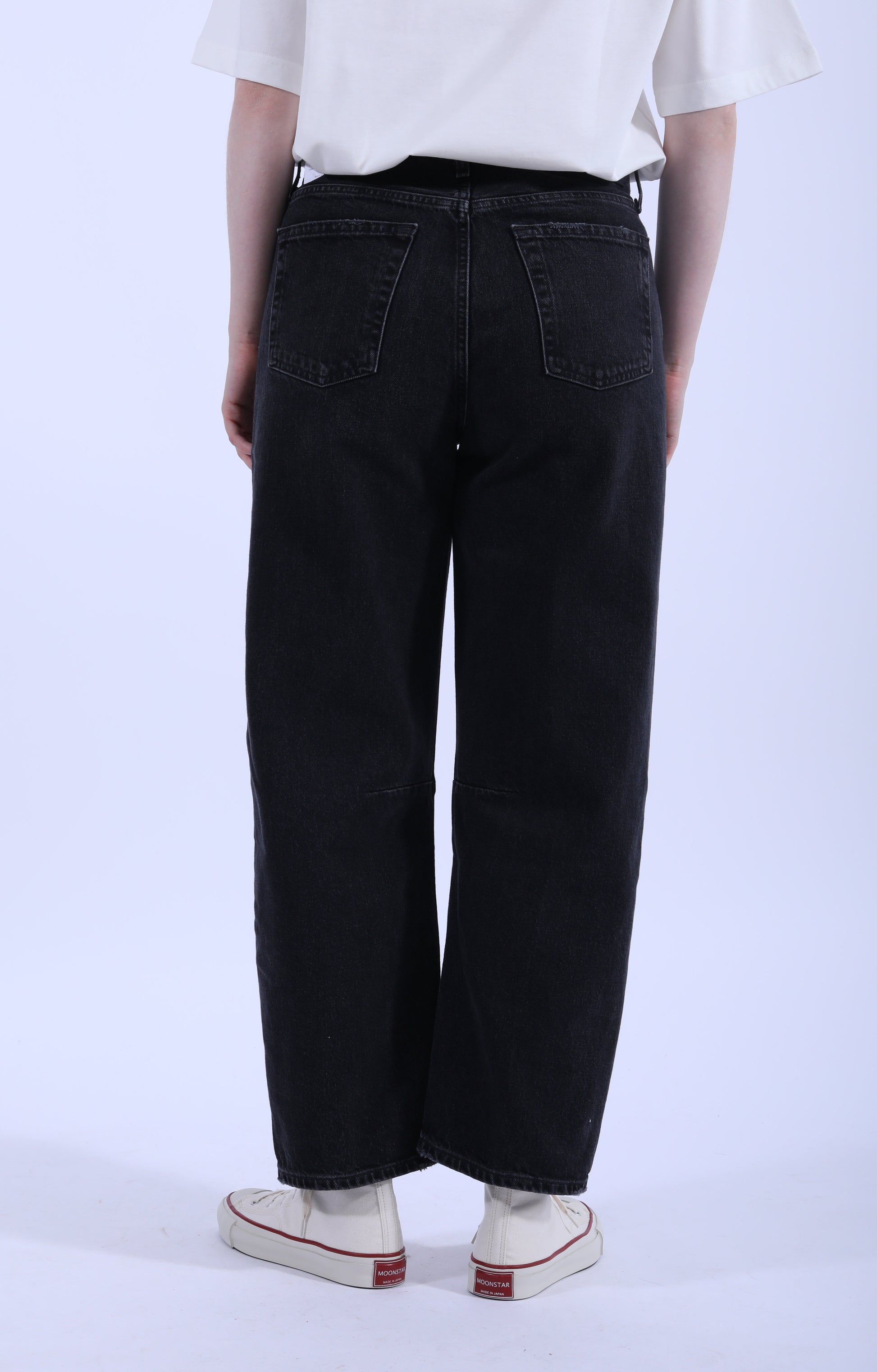 Miro Relaxed Jean Raine