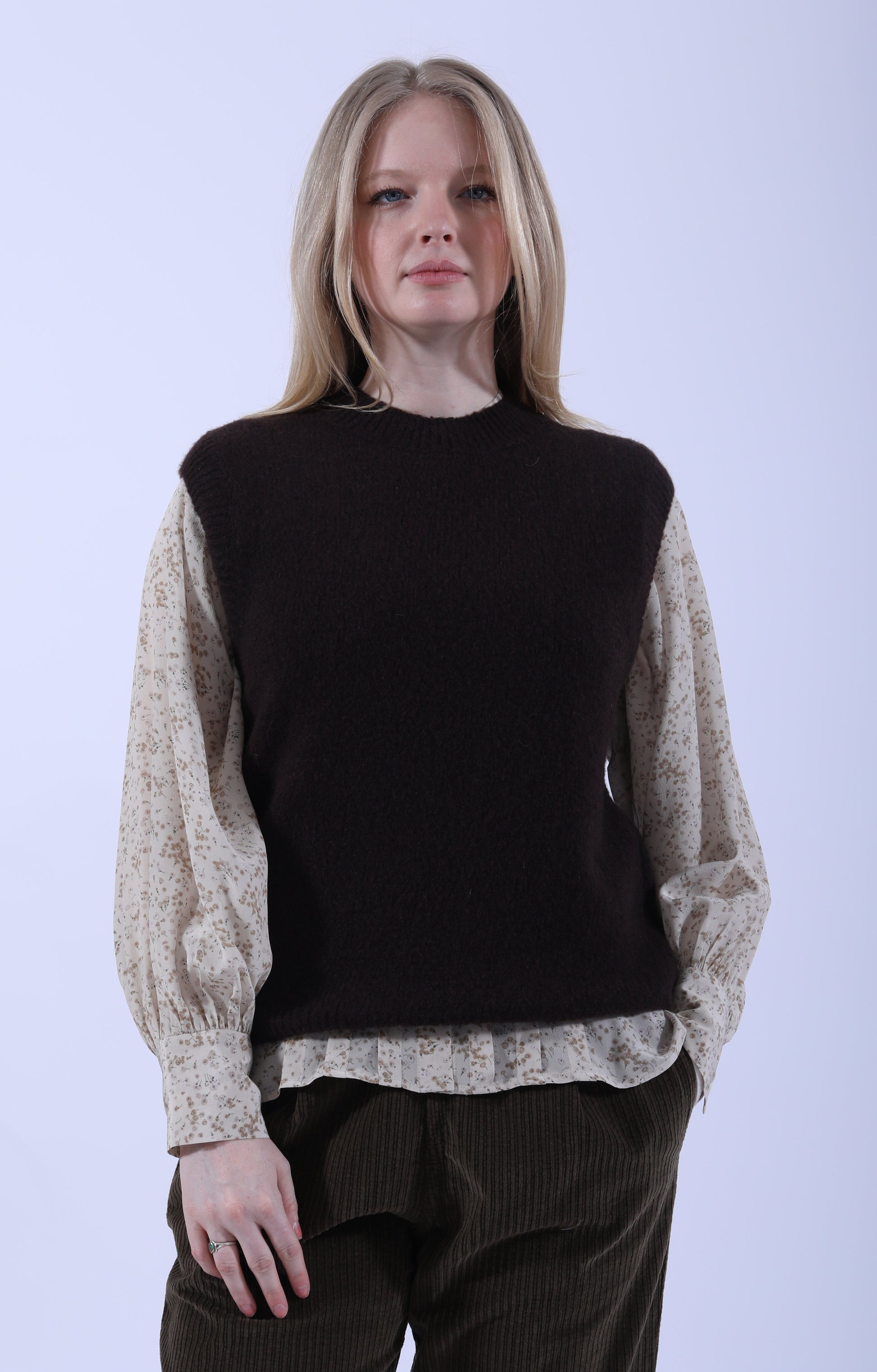 Lyndon Vest Dark Brown