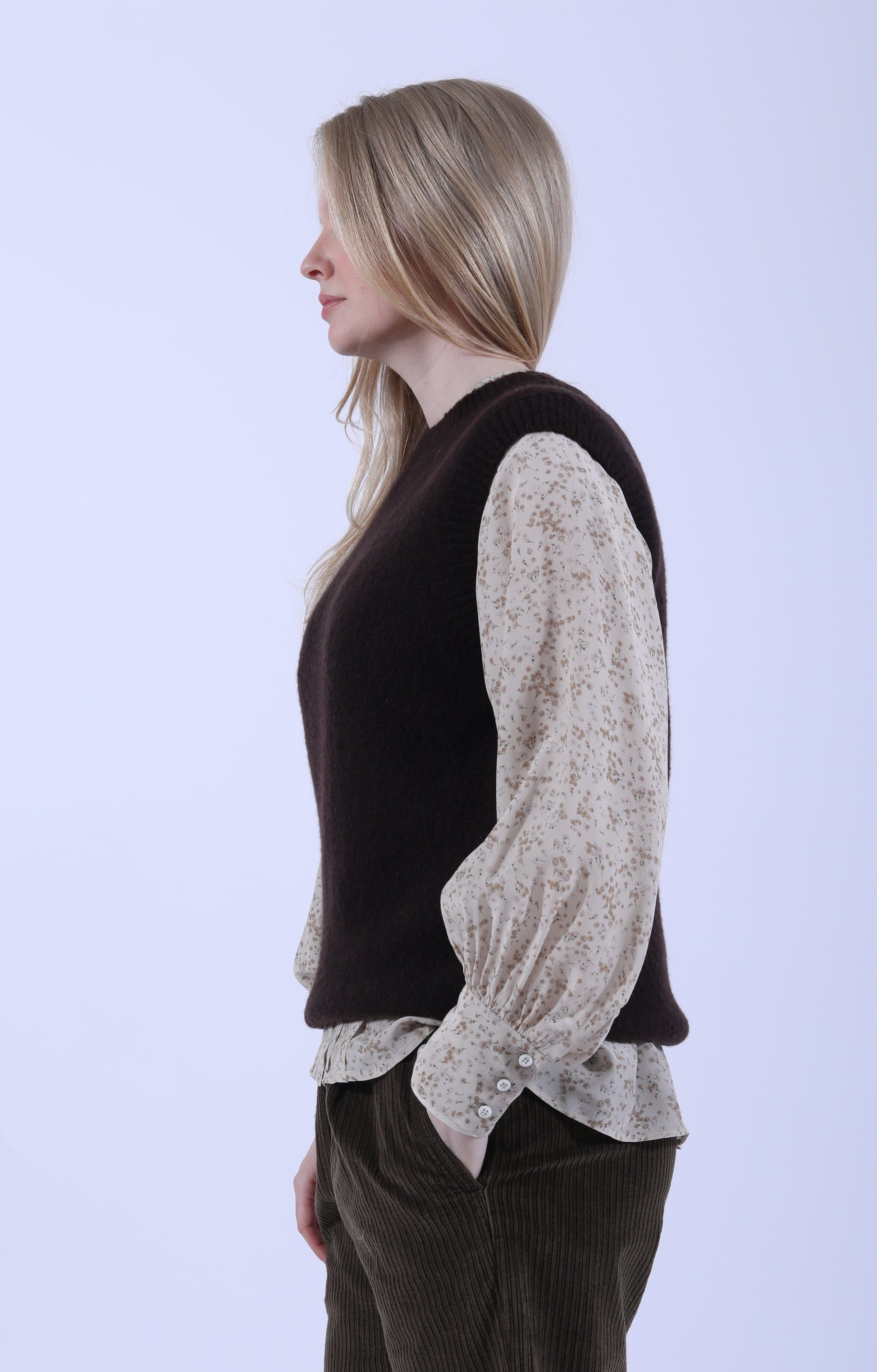 Lyndon Vest Dark Brown
