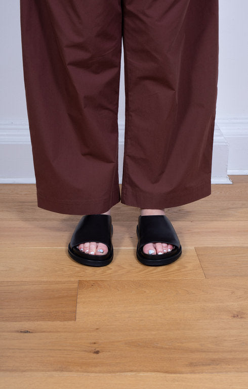 Spring Sandal Black
