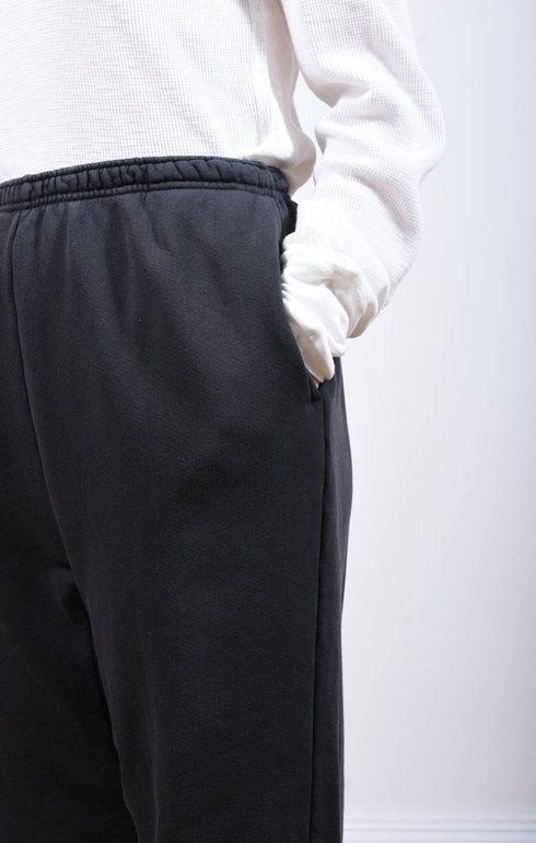 8oz Pigment Sweatpants Black