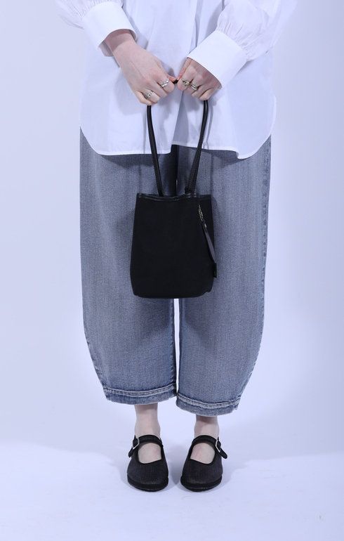 Keer Bucket Bag Black/Black