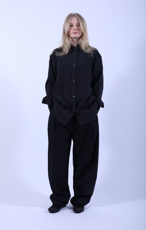 Vai Pants Darkest Navy