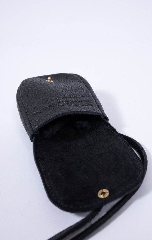 Slash Pouch Black x Purple