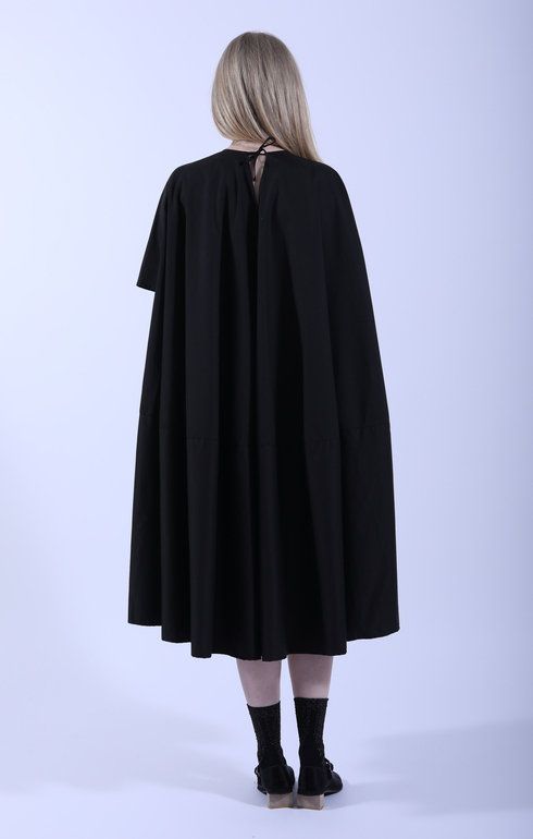 Eclipse Circle Dress w/ Short Sleeves Ebony