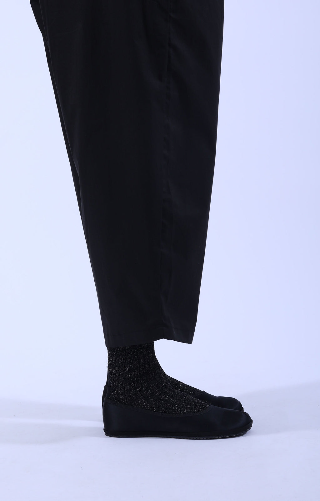 Tabi Satin Ness Black