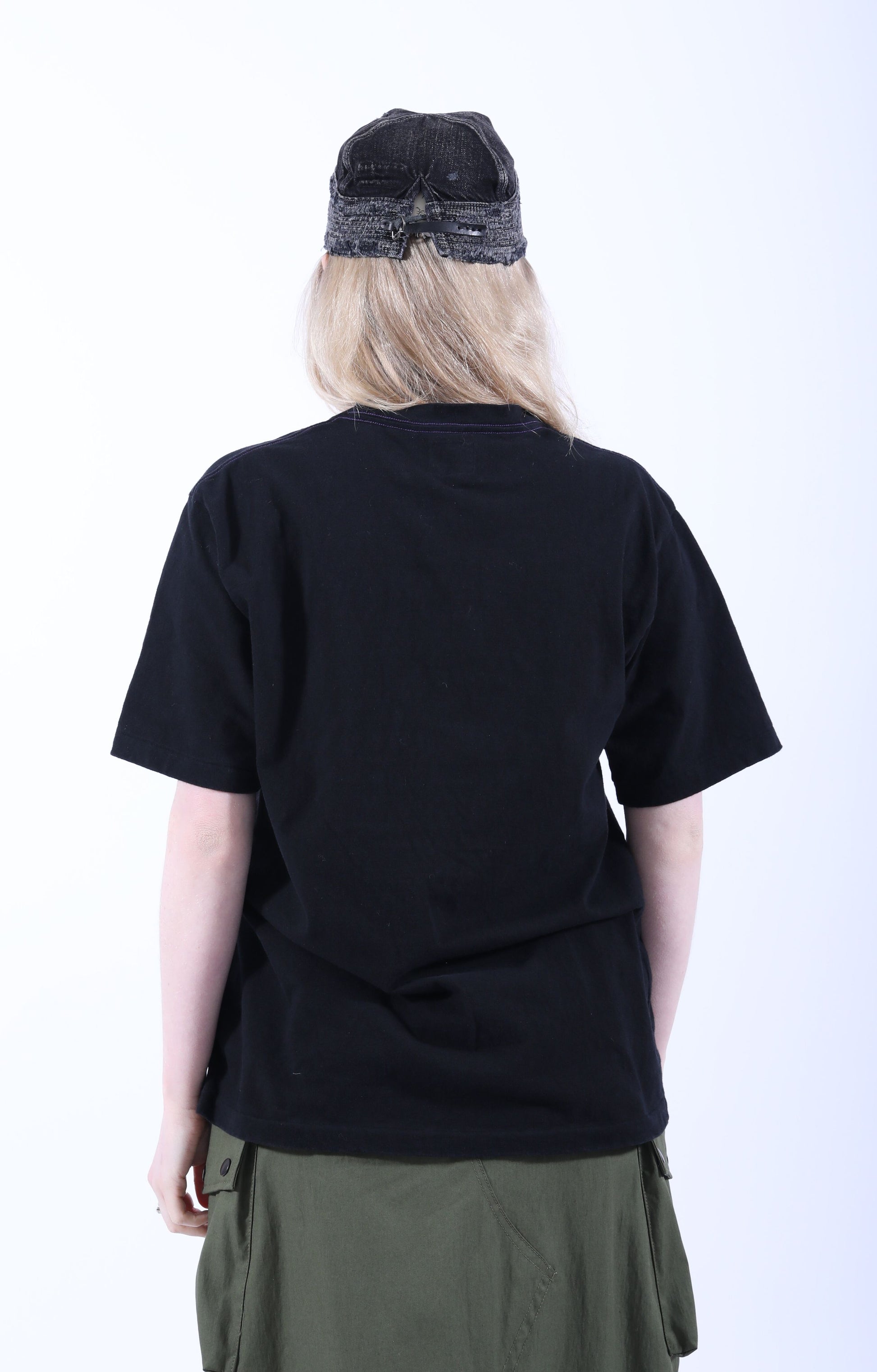 S/S Papillon Embroidered Pocket Tee Black