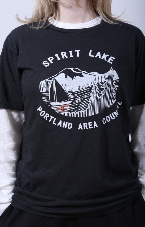 SPIRIT LAKE Tee Black