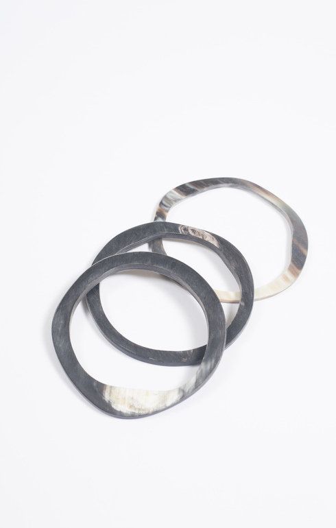 Bracelet Horn Irregular Grey