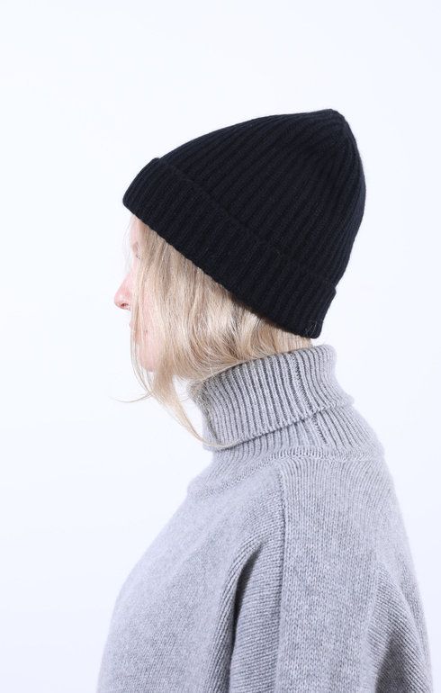 Cashmere Rib Beanie Black