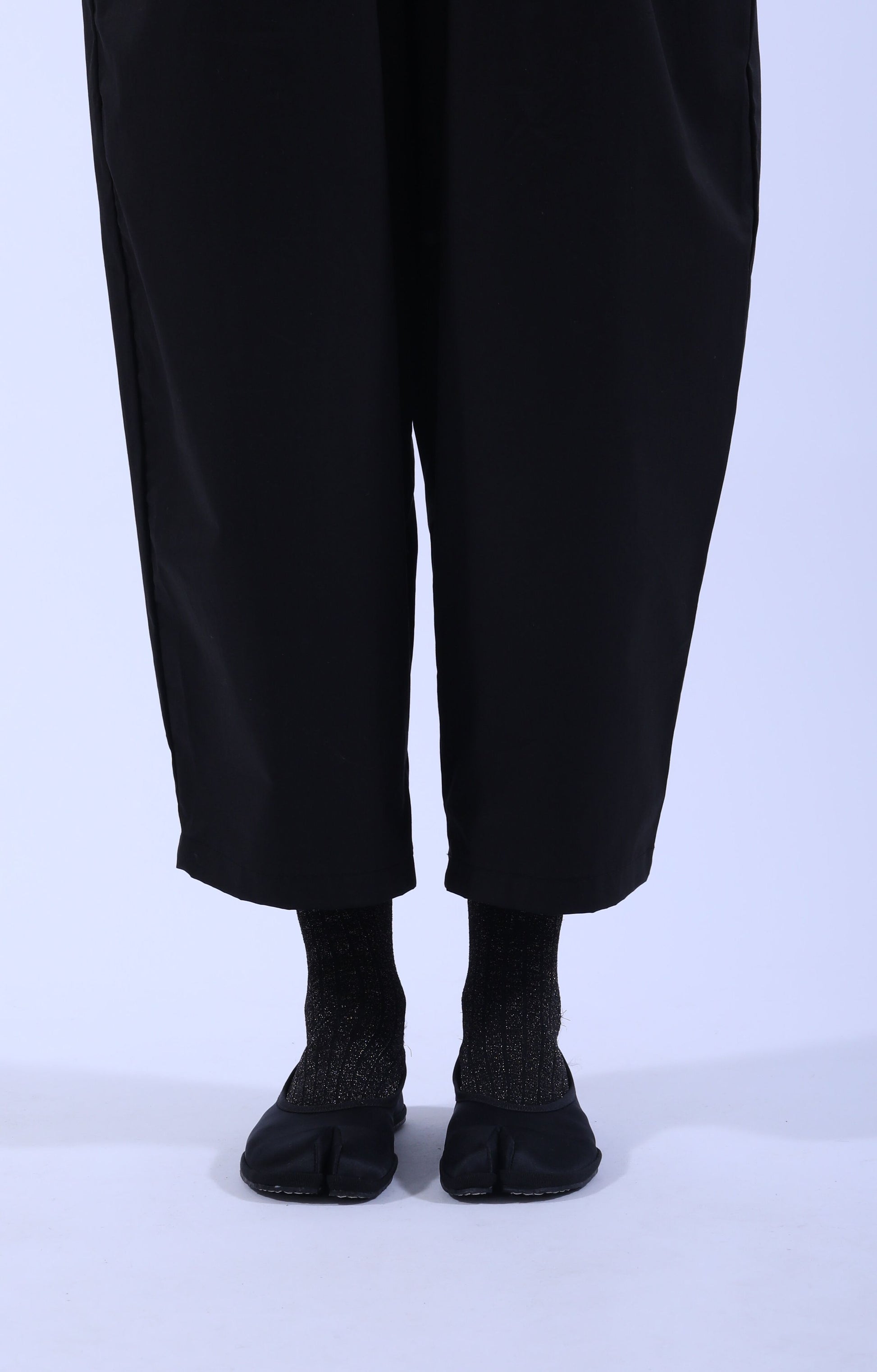Tabi Satin Ness Black