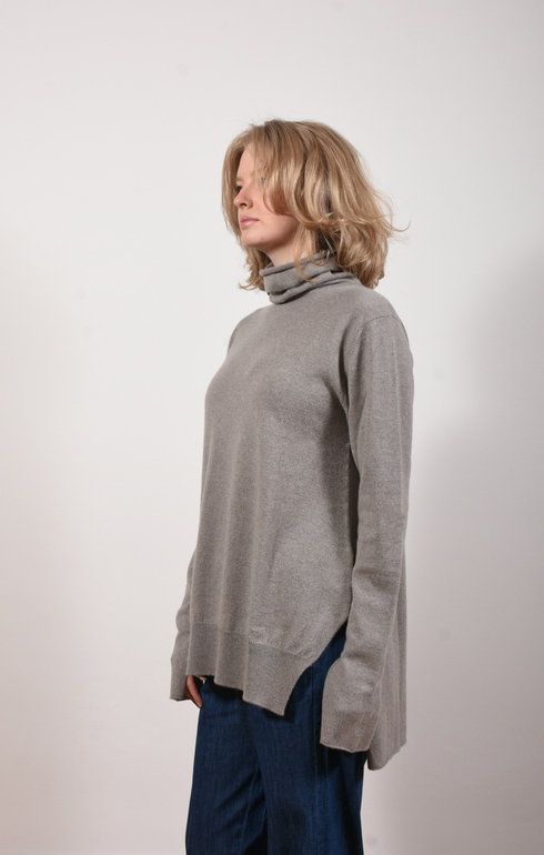 Side Split Roll Neck Cloud