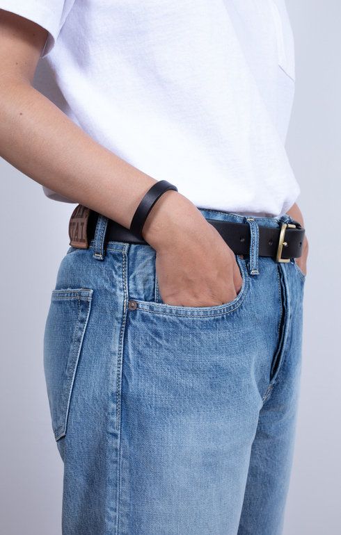Single Wrap Wristband Black/Brass