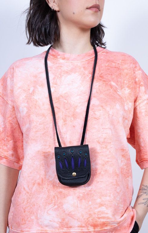 Slash Pouch Black x Purple
