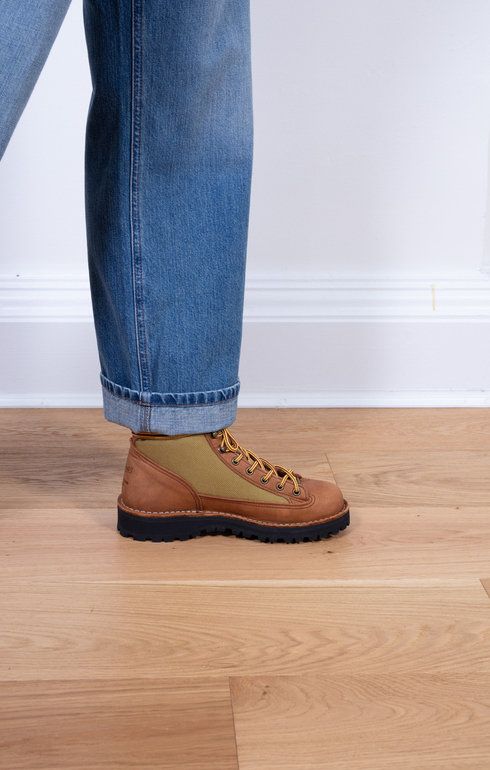 Danner Light Revival Khaki – Epitome of Edinburgh