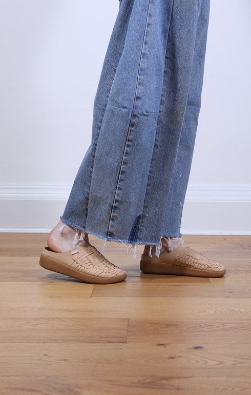 Thunderbird Clog Tan/Tan
