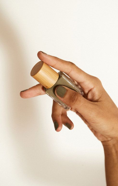 Nail Polish Oliva