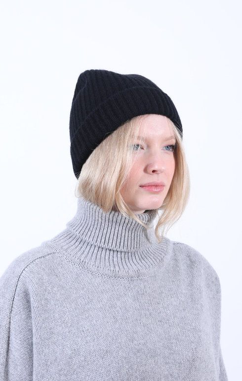 Cashmere Rib Beanie Black