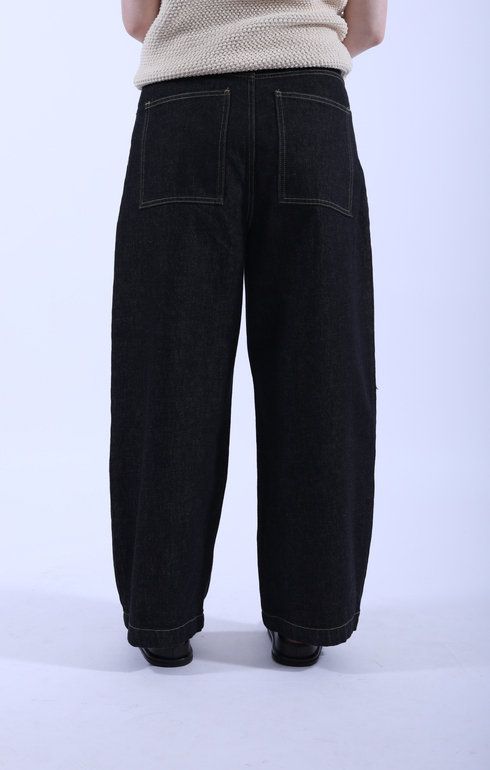 Neive Curved Leg Pant Denim Black