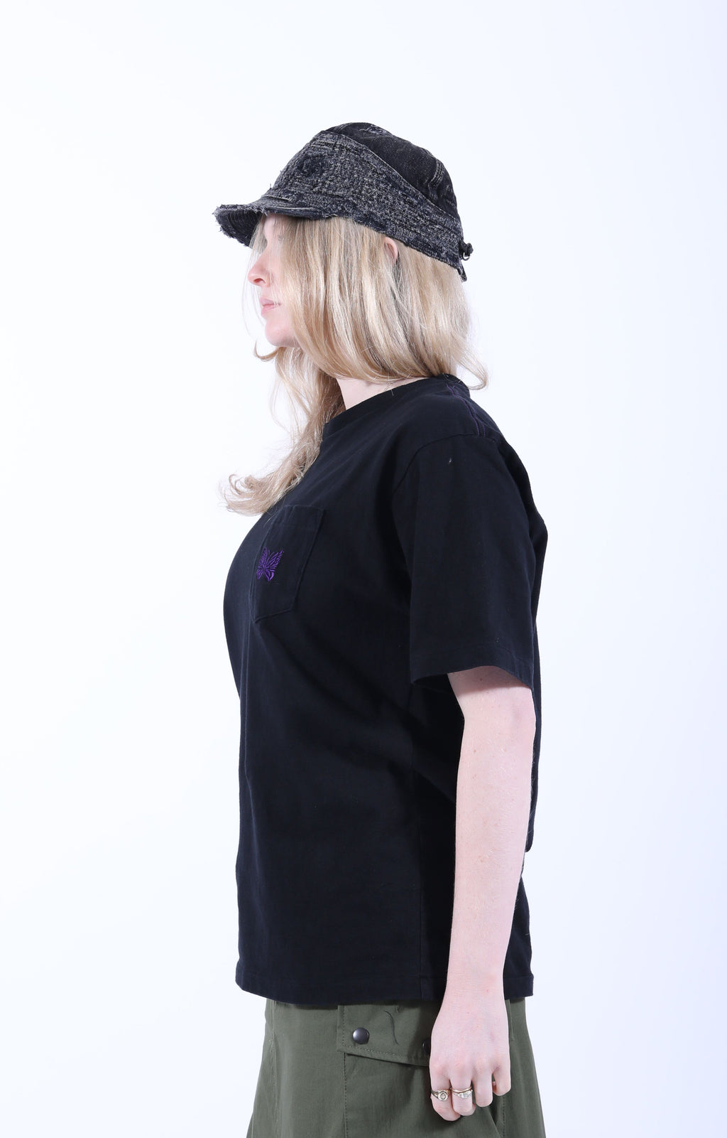 S/S Papillon Embroidered Pocket Tee Black