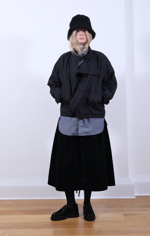Tuck Skirt Cord Black