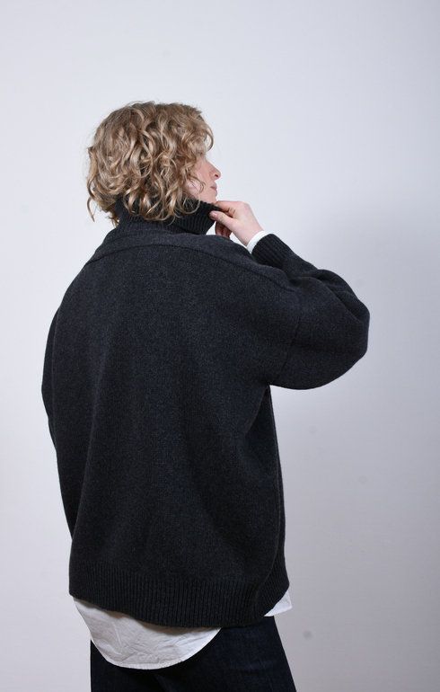 Meri Saddle Jumper Charcoal