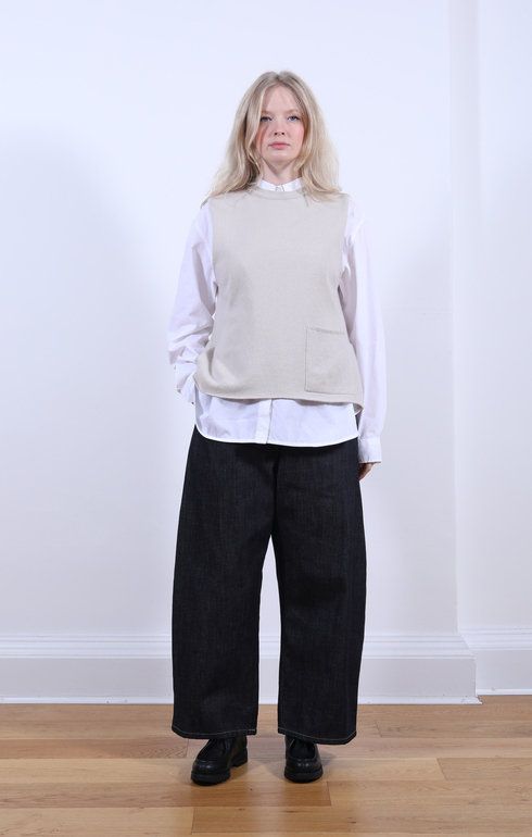 Tabard Vest w/ Pocket Earl Grey